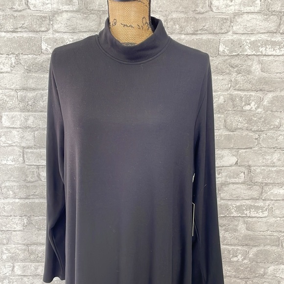 Eloquii Black Mocneck Open Back Maxi Dress - Picture 2 of 9